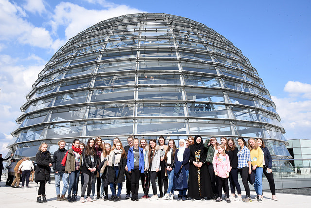 33507257573_f15d830ac9_z